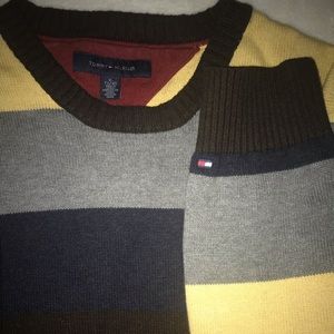 Authentic Tommy Hilfiger sweater